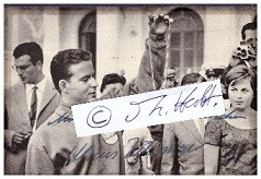 KLAUS ZÄHRINGER (1939) deutscher Sportschütze, mit dem Kleinkalibergewehr i den Olympischen Spielen 1960 in Rom Bronzemedaille