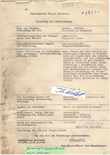 HEINRICH BOROWSKI (1880-1963) deutscher Generalmajor im Zweiten Weltkrieg, 1940 übernahm er die Aufstellung vom Artillerie-Regiment 85. Dieses gehörte zur 101. leichten Infanterie-Division. Zum 1. April 1941 wurde er zum Generalmajor befördert, wurde er am 18. April 1941 in die Führerreserve OKH versetzt und am 22. April 1941 Kommandeur der 704. Infanterie-Division.