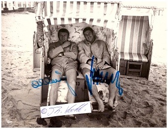 SEPP MAIER (1944, deutscher Fußballtorhüter und Torwarttrainer) und MAX LORENZ (1939-2025) dt. Fußballspieler)