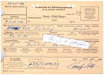 CONNY RUX (1925-95) deutscher Boxer, war ab 1950 mit der Schauspielerin Ada Tschechowa verheiratet. Deutscher Meister im Halbschwergewicht wurde er 1949 durch einen Sieg über Richard Vogt, Hamburg und Europameister 1952 durch einen Sieg über den Niederländer Willy Schagen.