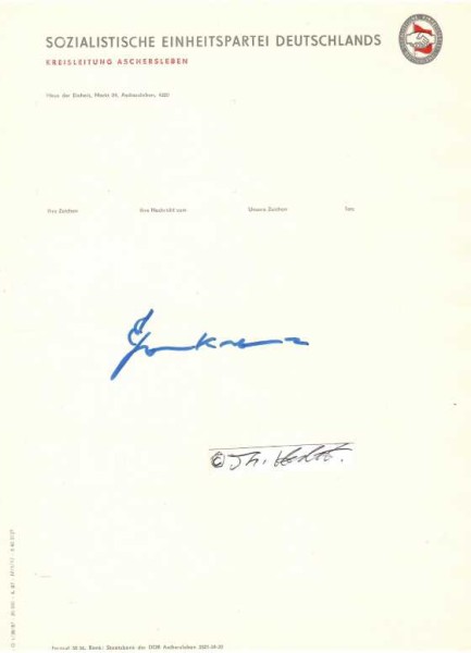EGON KRENZ (1937) DDR-STAATSRATSVORSITZENDER. 1989 als Nachfolger Erich Honeckers Generalsekretär des ZKs der SED sowie ab 24. Oktober bis zum 6. Dezember Staatsratsvorsitzender und Vorsitzender des Nationalen Verteidigungsrates der DDR.