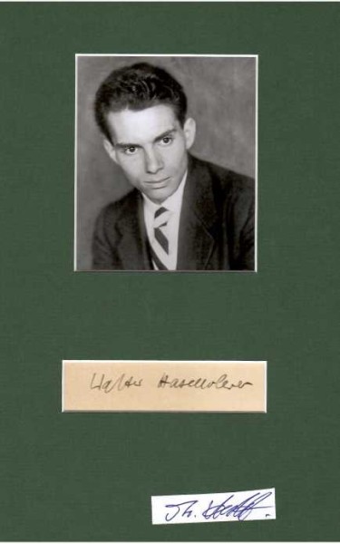 WALTER HASENCLEVER (1890-1940 SM) deutscher Schriftsteller, Expressionist und Pazifist, als seine Bücher in Deutschland verbrannt wurden, ging er nach Frankreich ins Exil. Dort wurde er interniert und geging nach der Kapitulation Selbstmord / german writer