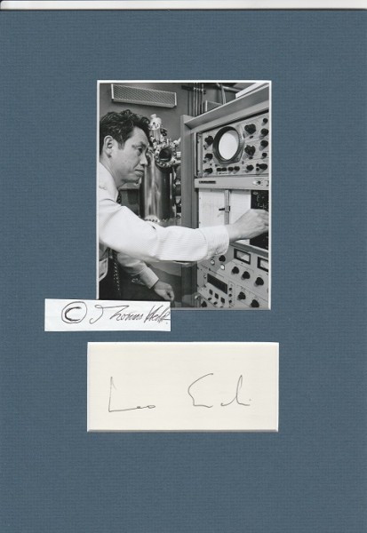 LEO ESAKI (1925) Professor Dr., japanischer Physiker. 1973 Physik-Nobelpreis, Bekannt wurde er durch die Erfindung der Esaki-Diode.