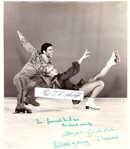 WOLFGANG DANNE (1941-2019) & MARGOT GLOCKSHUBER (1949) deutsche Eiskunstläuger, 1967/68 deutsche Paarlaufmeister, Olympiasieger