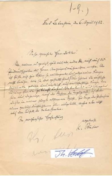 KARL BÜCHER (Carl Bücher, 1847-1930) Professor Dr., deutscher Nationalökonom. Er war einer der Gründerväter der Zeitungswissenschaft in Europa. Innovativ waren auch seine Beiträge zur Arbeitssoziologie (Arbeit und Rhythmus) und Wirtschaftsgeschichte (Die Entstehung der Volkswirtschaft). Außerdem beschäftigte er sich mit reziproken Vorgängen in der Gesellschaft. Er gilt als Erfinder des Gesetzes der Massenproduktion.
