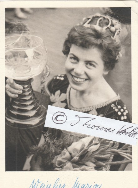 WEINHEX MARION (Marion ?) Frankfurter Weinkönigin