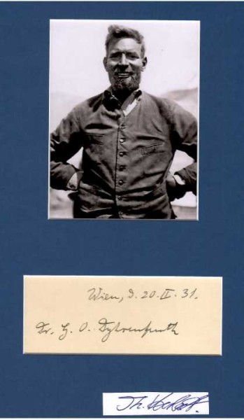 GÜNTER OSKAR DYHRENFURTH (1886-1975) deutsch-schweizerischer Geologe und Bergsteiger. Ihm gelangen zahlreiche Erstbegehungen in europäischen Gebirgen. In den Jahren 1930 und 1934 leitete er Expeditionen in den Himalaya. 1934 wurde der Film Der Dämon des Himalaya gedreht (Kamera u. a. Richard Angst und Hans Ertl).