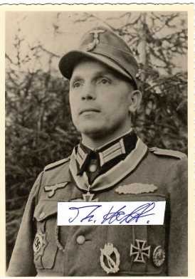 ANTON BERG (1907-84) deutscher Oberstleutnant im Zweiten Weltkrieg, Ritterkreuz am 16.10.1944 als Major und Kommandeur I./Grenadierregiment 358, Deutsches Kreuz in Gold