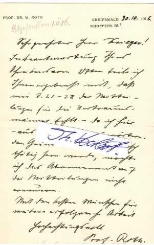 WALTER ROTH (1873-1950) deutscher Chemiker (Physikalische Chemie). Nach der Promotion war er Assistent von Jahn und habilitierte sich 1903 (Präzisionskryoskopie von Nichtelektrolyten). Als Walther Nernst 1904 als Nachfolger von Landolt das Institut für Physikalische Chemie übernahm, wurde Roth sein Assistent und richtete ein physikalisch-chemisches Praktikum ein, aus dem ein Lehrbuch hervorging. 1906 wurde er außerordentlicher Professor für Physikalische Chemie in Greifswald und 1919 wurde er ordentlicher Professor für Physikalische Chemie in Braunschweig.