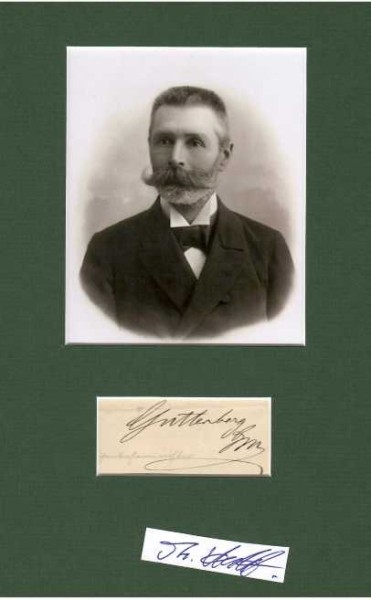 EMIL FREIHERR VON GUTTENBERG (Emil von Guttenberg, 1841-1941) österreichischer General und Eisenbahnfachmann, 1894 wurde er Stellvertreter des Generalstabschefs und im Folgejahr Feldmarschallleutnant. In den Jahren 1896 und 1897 war er der erste Minister des neu errichteten k.k. Eisenbahnministeriums im Kabinett Badeni, Präsident der „Valbandon Erholungsheim- und Seebad Aktiengesellschaft“ (Valbandon in Istrien), Geheimrat