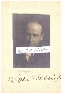 WILHELM FURTWÄNGLER (1886-1954) deutscher Dirigent / german conductor; TRUDE FLEISCHMANN (1895-1990) österreichisch-amerikanische Fotografin / austrian-german photographer