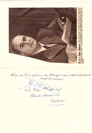 HANS BREDOW (1879-1959) deutscher Hochfrequenztechniker, Begründer des deutschen Schiffs- und Auslandsfunkverkehrs, des deutschen Rundfunks und des deutschen Fernsehrundfunks. Er prägte 1919 den Begriff Rundfunk und verwendete ihn zwei Jahre später erstmals öffentlich. Kurzzeitig fungierte er 1945 als Oberpräsident der preußischen Provinz Nassau.