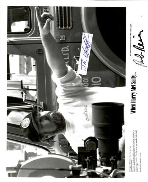 ROB REINER (1947-2025) US-amerikanischer Filmregisseur, -produzent und Schauspieler. Als Darsteller wurde er in den 1970er-Jahren durch die Fernsehserie All in the Family bekannt. Seit Mitte der 1980er-Jahre inszenierte er als Regisseur erfolgreiche Filme wie This Is Spinal Tap, Stand by Me, Die Braut des Prinzen, Harry und Sally, Misery und Eine Frage der Ehre.