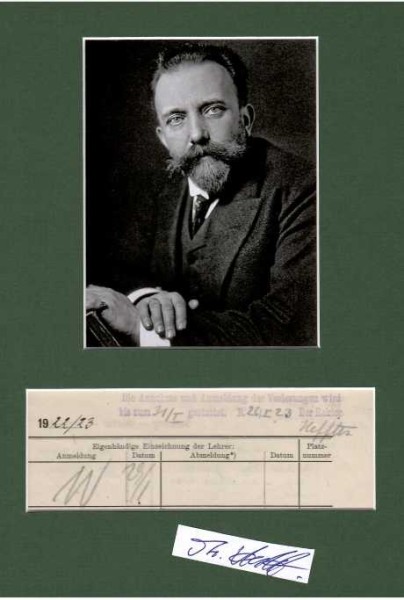 ARTHUR HEFFTER (Arthur Carl Wilhelm Heffter, 1859-1925) Professor Dr., deutscher Pharmakologe und Chemiker, 1922 bis 1923 Rektor der Friedrich-Wilhelms-Universität, der späteren Humboldt-Universität zu Berlin Er isolierte 1897 das Meskalin aus dem Peyotekaktus. Dies war die erste Isolation einer natürlich vorkommenden psychedelischen Substanz in reiner Form.