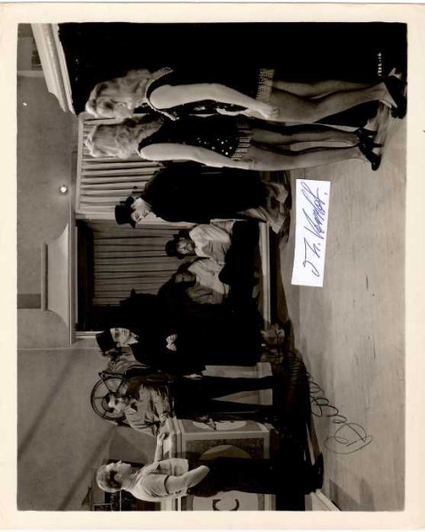 BUD ABBOTT (1895-1974) US-amerikanischer Komödiant und Schauspieler. Zusammen mit Lou Costello bildete er als Abbott und Costello eines der erfolgreichsten amerikanischen Komiker-Duos. Stern auf dem Hollywood Walk of Fame, auf einer Briefmarke verewigt, der Hauptgürtelasteroid (17023) Abbott wurde nach ihm benannt