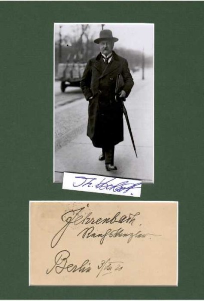 KONSTANTIN FEHRENBACH (1852-1926) deutscher Politiker (Zentrum). Er war vom 25. Juni 1920 bis zum 4. Mai 1921 Reichskanzler der Weimarer Republik. Fehrenbach war von 1903 bis zu seinem Tod Mitglied des Reichstages, von Juni bis November 1918 dessen Präsident sowie von Februar 1919 bis Juni 1920 Präsident der Weimarer Nationalversammlung.