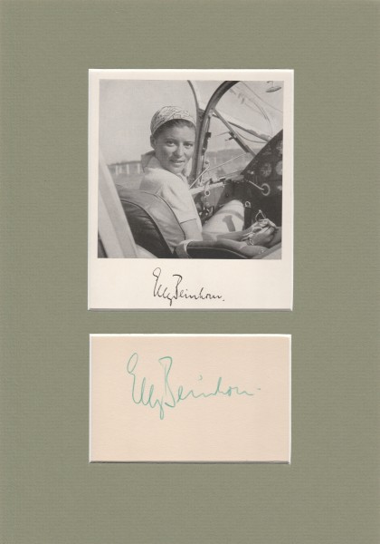 ELLY BEINHORN-ROSEMEYER (1907-2007) berühmte Welt- und Rekordfliegerin, war verheiratet mit dem Autorennfahrer Bernd Rosemeyer (1909-38 verunglückt)