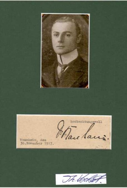 KARL LANZ (1873-1921) deutscher Maschinenbauingenieur, Unternehmer und Förderer technischer Innovationen. Lanz war Mitglied im Berliner Verein für Luftschifffahrt und Präsident des Deutschen Luftflottenvereins in Mannheim, er stiftete den Lanz-Preis der Lüfte. Am 22. April 1909 gründete Lanz gemeinsam mit Johann Schütte das Unternehmen Luftschiffbau Lanz & Schütte GmbH in Mannheim-Rheinau. Es stellte in den kommenden Jahren 22 Starrluftschiffe und im Ersten Weltkrieg, vor allem am Standort Zeesen, auch Flugzeuge für das Militär her.