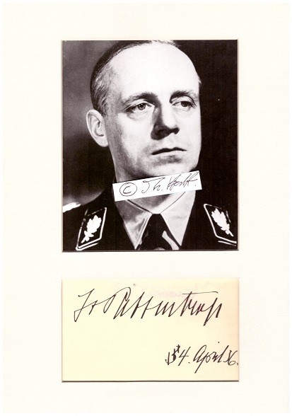 JOACHIM VON RIBBENTROP (1893-1946) deutscher Politiker (NSDAP). In der Zeit des Nationalsozialismus war er ab 1938 Reichsminister des Auswärtigen. Ribbentrop gehörte zu den 24 im Nürnberger Prozess gegen die Hauptkriegsverbrecher vor dem Internationalen Militärgerichtshof angeklagten Personen. Er wurde am