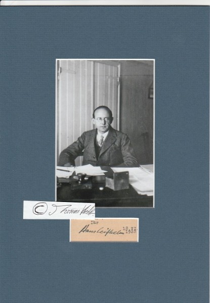 HANS LEIFHELM (1891-1947) österreichischer Lyriker. Er publizierte auch unter den Pseudonymen Hermann Brinckmeyer und Konrad Overstolz.