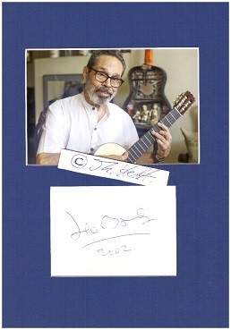 LEO BROUWER (1939) kubanischer Dirigent, Gitarrist, Percussionist, Komponist, Arrangeur und Musikpädagoge. Er ist einer der wichtigsten südamerikanischen Gitarrenkomponisten der Gegenwart.