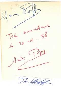ANDRE POPP (1924-2014) französischer Komponist, Arrangeur und Dirigent. Mehrere Jahrzehnte lang war er sowohl Komponist als auch Arrangeur für so prominente Interpreten wie Juliette Gréco (La Complainte du téléphone, 1957), Anthony Perkins (On ne meurt pas pour ça, 1961) und vor allem mehrere Jahre in Folge für Marie Laforêt mit den Liedern Les Noces de campagne (1964), Ah! Say, Say (1965), Manchester and Liverpool (1966) und My Love, My Friend (1967). Er arrangierte auch Arrangements wie Irma la douce für Zizi Jeanmaire (1957). Zu seinen bekanntesten komponierten Liedern zählen: Les Lavandières du Portugal (1955), Tom Pillibi (Eurovision Grand Prize 1960, gewonnen von Jacqueline Boyer) und besonders L'amour est bleu, weltweit bekannt unter dem Titel Love is Blue (1967).