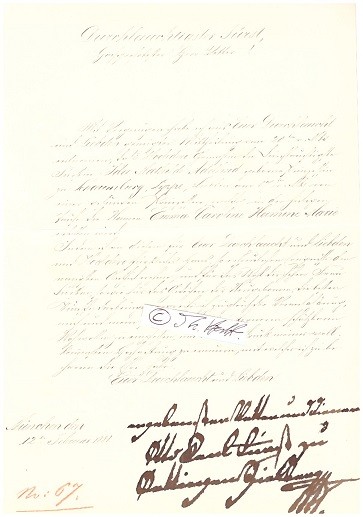 OTTO ZU OETTINGEN-SPIELBERG (Fürst Otto Karl zu Oettingen-Oettingen und Oettingen-Spielberg,1815-82) 6. FÜRST, deutscher Standesherr, Gesandtschaftsattaché in Wien und ab 1855 Königlich bayerischer Kronobrist-Kämmerer und Kronobersthofmeister. 1871 befand er sich in besonderer Mission zu Verhandlungen mit dem Vatikan in Rom. 1870 Großkreuz des Ordens der Württembergischen Krone und 1874 mit dem Großkreuz des Friedrichs-Ordens ausgezeichnet