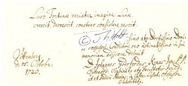 JOHANN GOTTFRIED KRAUS (1680-1739) deutscher Rechtswissenschaftler, übernahm 1722 als erster außerordentlicher Professor den Lehrstuhl des sächsischen Rechts, ordentlicher Professor der Institutionen und 1735 Professor der Pandekten, Ordinat am Hofgericht und Schöppenstuhl in Wittenberg und zudem Assessor des sächsischen Landgerichts der Niederlausitz