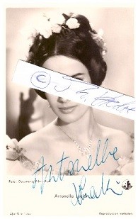 ANTONELLA LUALDI (Antonietta de Pascale in Beirut, Libanon, 1931-2023) italienische Filmschauspielerin, mit dem Schauspieler Franco Interlenghi verheiratet