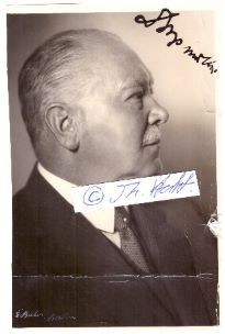 JULIUS DORPMÜLLER (1869-1945) Dr.-Ing., deutscher Eisenbahningenieur und Politiker. Von 1926 bis zu seinem Tod war er Generaldirektor der Deutschen Reichsbahn, ab 1937 zusätzlich Reichsverkehrsminister sowie kurzzeitig im Mai 1945 Reichspostminister.